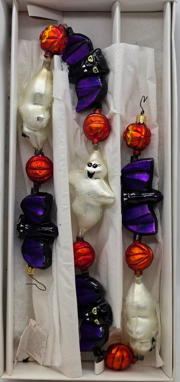 Christopher Radko "Ghost Go Round" 98-450-0 Ghost & Bat Garland w/ Box